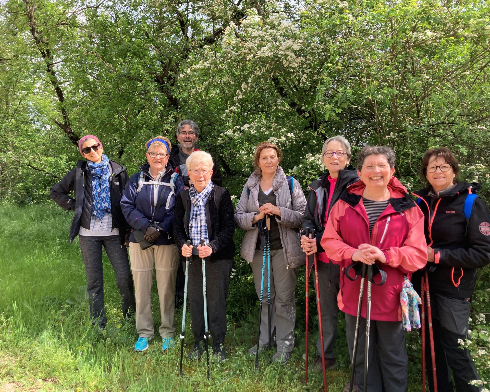 Une marche nordique ALAP entre pluie et soleil le 17 avril 2024